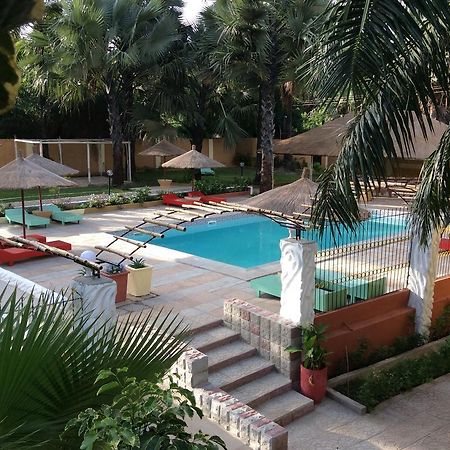 Calabash Apartment-Hotel Kotu Kültér fotó